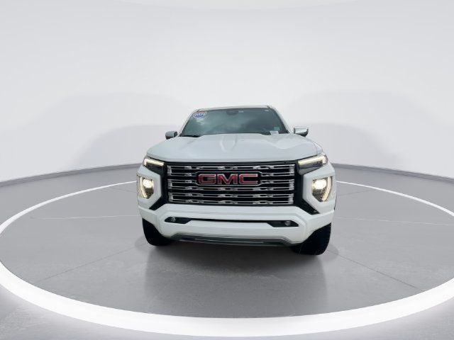 Used 2024 GMC Canyon Denali AWD/4WD image 2
