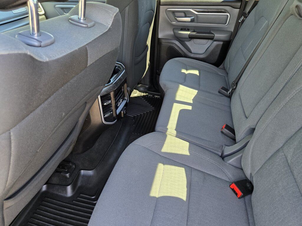 Used 2020 RAM 1500 Big Horn AWD/4WD image 10