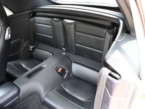 Used 2019 Porsche 911 Cabriolet image 23