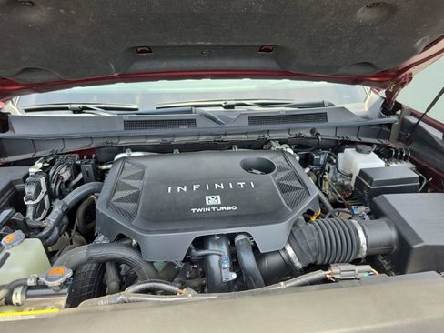 Used 2025 INFINITI QX80 Sensory AWD/4WD image 9