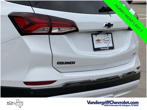 Used 2023 Chevrolet Equinox RS w/ RS Leather Package FWD image 6