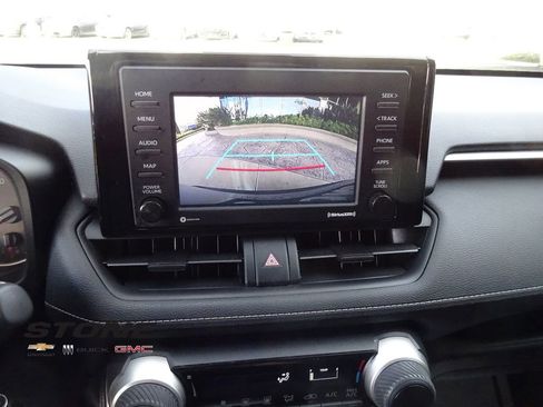 Used 2021 Toyota RAV4 LE w/ Carpet Mat Package (TMS) image 27