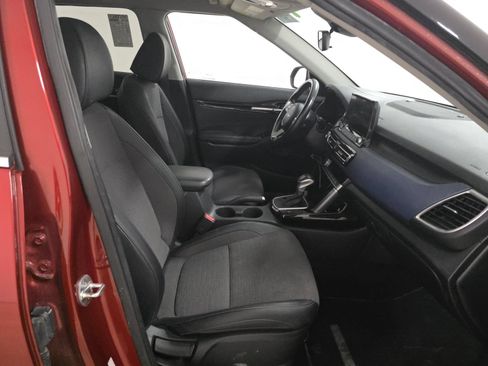 Used 2022 Kia Seltos S FWD image 15