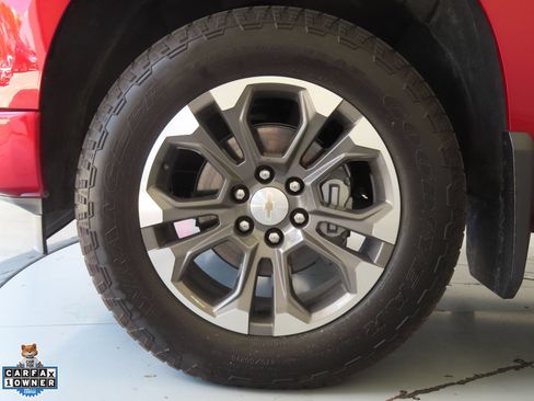 Used 2023 Chevrolet Silverado 1500 High Country w/ Z71 Off-Road Package AWD/4WD image 25