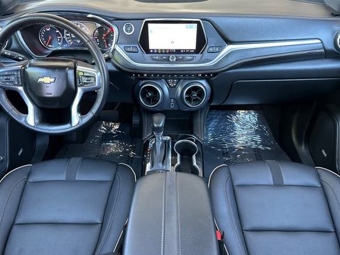 Used 2022 Chevrolet Blazer Premier w/ Enhanced Convenience Package AWD/4WD image 3