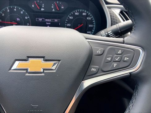 Used 2025 Chevrolet Malibu RS FWD image 25