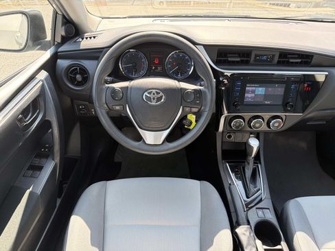 Used 2019 Toyota Corolla L FWD image 23