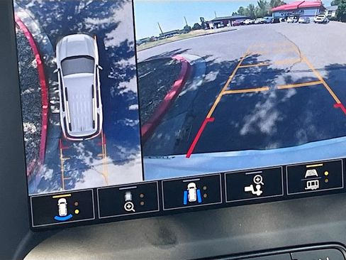 Used 2022 GMC Acadia Denali w/ Denali Technology Package AWD/4WD image 14