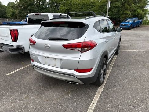 Used 2018 Hyundai Tucson Value FWD image 5