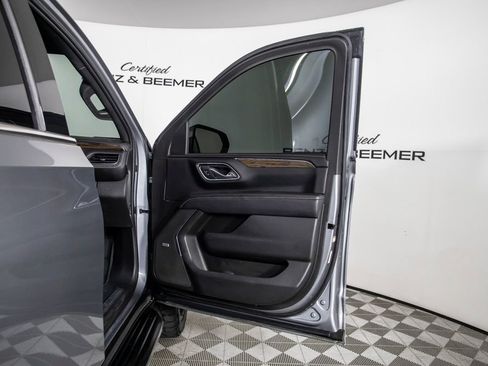 Used 2023 Chevrolet Tahoe Premier AWD/4WD image 21