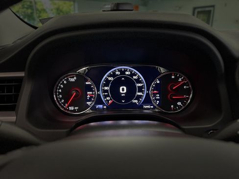 Used 2021 GMC Acadia AT4 w/ Technology Package AWD/4WD image 22