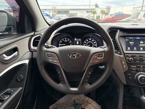 Used 2017 Hyundai Santa Fe Sport w/ 2.4L Value Package 06 image 16