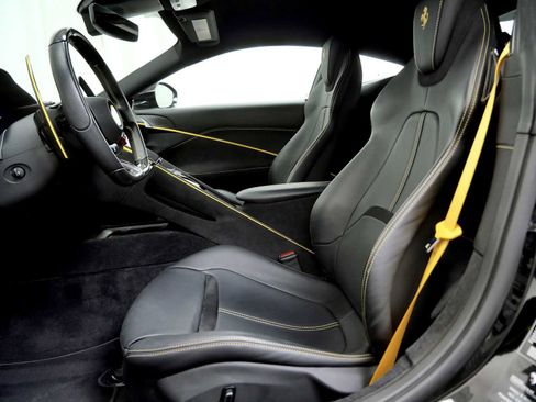 Certified 2024 Ferrari Roma image 16