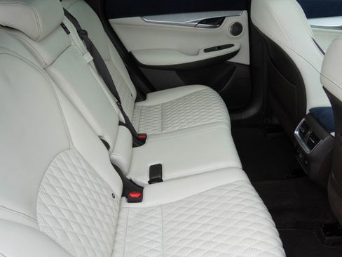 Used 2019 INFINITI QX50 Essential w/ Sensory Package image 34