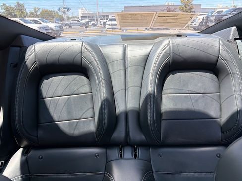 Used 2025 Ford Mustang GT Premium RWD image 36