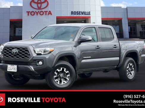 Certified 2022 Toyota Tacoma TRD Off-Road image 1