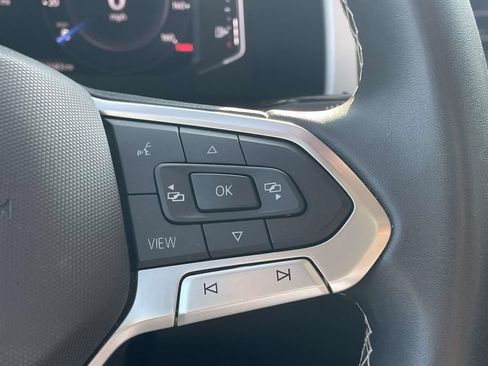 Certified 2023 Volkswagen Atlas SE FWD image 26