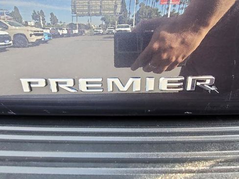 Used 2024 Chevrolet Tahoe Premier image 31