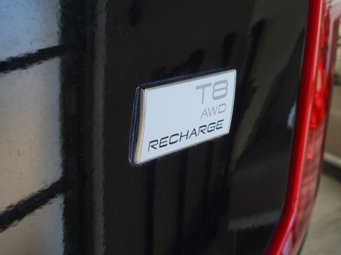 Used 2021 Volvo XC90 T8 Inscription image 6