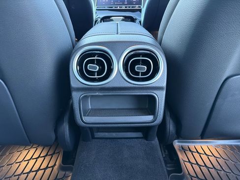 Used 2025 Mercedes-Benz C 300 C 300 image 22