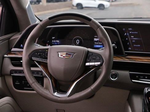 Used 2024 Cadillac Escalade Sport Platinum w/ LPO, ONYX Package image 27