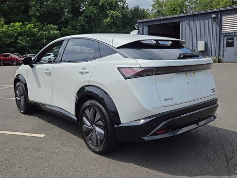 Used 2024 Nissan Ariya AWD image 6