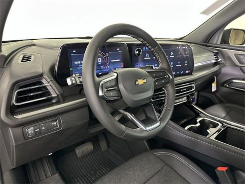 New 2026 Chevrolet Traverse LT w/ Driver Confidence Package image 10