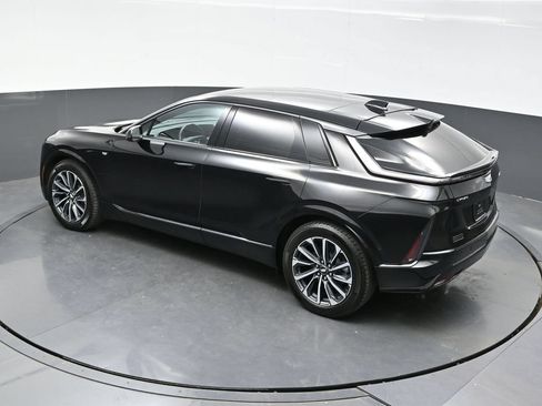 Certified 2024 Cadillac Lyriq Sport w/ LPO, Floor Liner Package AWD/4WD image 39