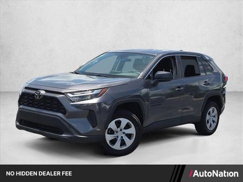 Used 2024 Toyota RAV4 LE FWD image 1