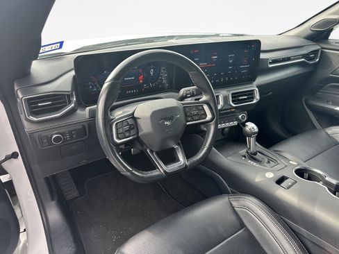 Used 2025 Ford Mustang Premium RWD image 11