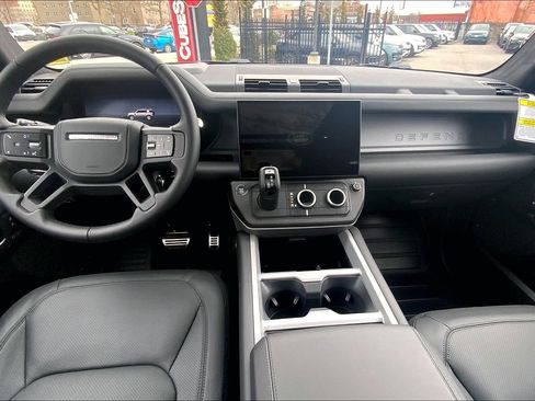 New 2026 Land Rover Defender 110 V8 image 5