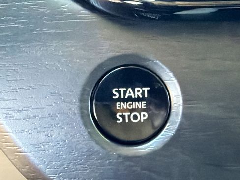 Used 2025 Nissan Murano SL w/ Cargo Package image 35