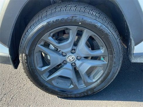 Used 2024 Toyota RAV4 Adventure image 9