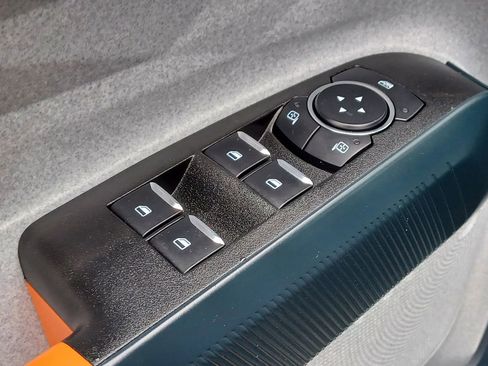 Used 2024 Ford Maverick XLT w/ XLT Luxury Package image 12