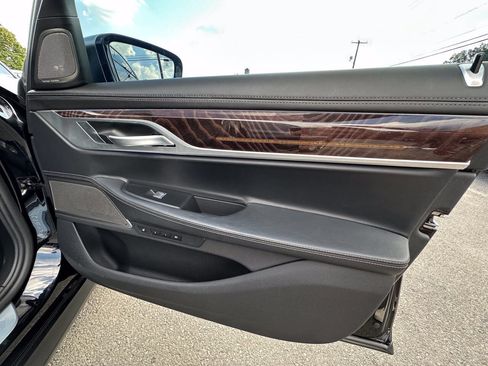 Used 2020 BMW M760i xDrive AWD/4WD image 26