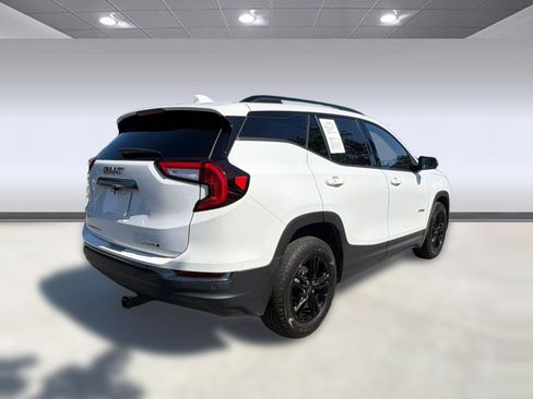 Used 2022 GMC Terrain AT4 w/ Infotainment Package II AWD/4WD image 9