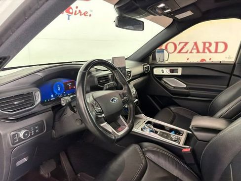 Used 2020 Ford Explorer ST w/ ST Street Pack AWD/4WD image 12