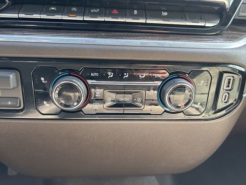 Used 2026 Chevrolet Silverado 1500 LT AWD/4WD image 29