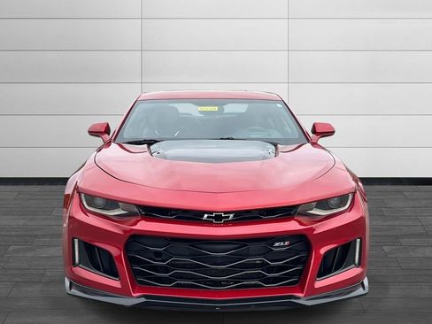 Used 2019 Chevrolet Camaro ZL1 image 8