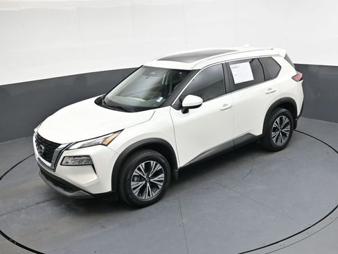 Used 2023 Nissan Rogue SV w/ SV Premium B Package image 36