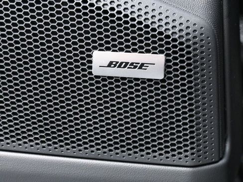 Certified 2025 Porsche Macan 4S Electric image 25