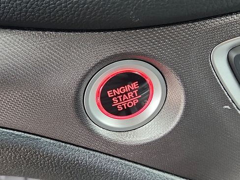 Certified 2025 Honda Ridgeline Sport image 25