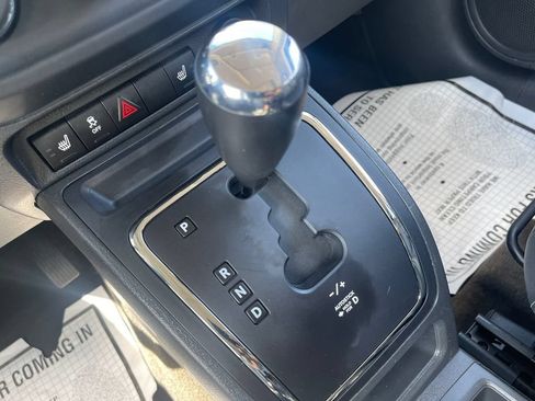 Used 2016 Jeep Patriot High Altitude AWD/4WD image 27