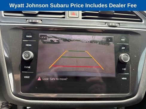 Used 2021 Volkswagen Tiguan SEL FWD image 24