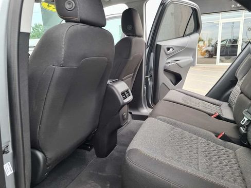 Used 2024 Chevrolet Equinox LT AWD/4WD image 24
