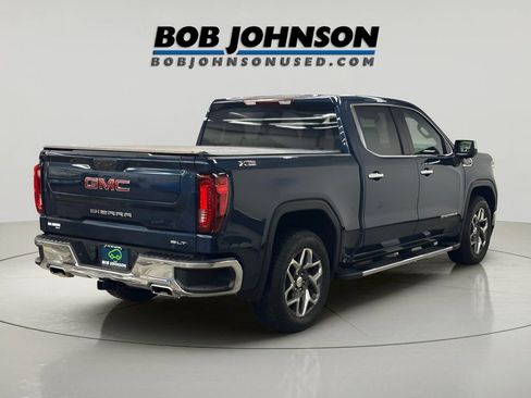 Certified 2022 GMC Sierra 1500 SLT w/ SLT Convenience Package image 14