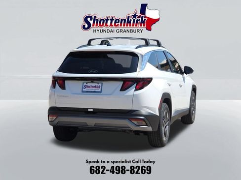 Used 2026 Hyundai Tucson SEL FWD image 6