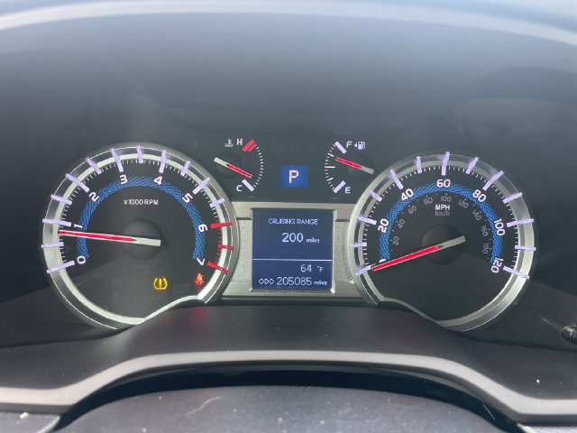 Used 2018 Toyota 4Runner SR5 Premium AWD/4WD image 9