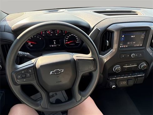 Used 2022 Chevrolet Silverado 1500 Custom Trail Boss image 9