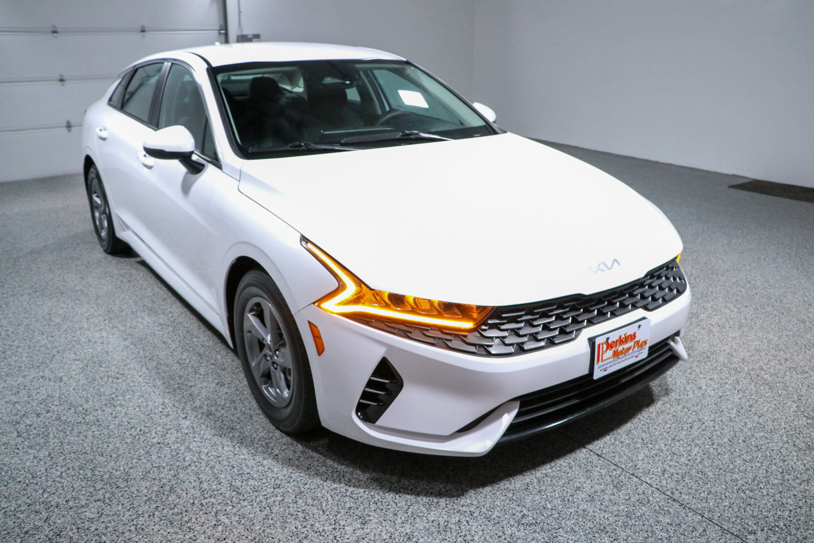 Used 2023 Kia K5 LXS FWD image 5